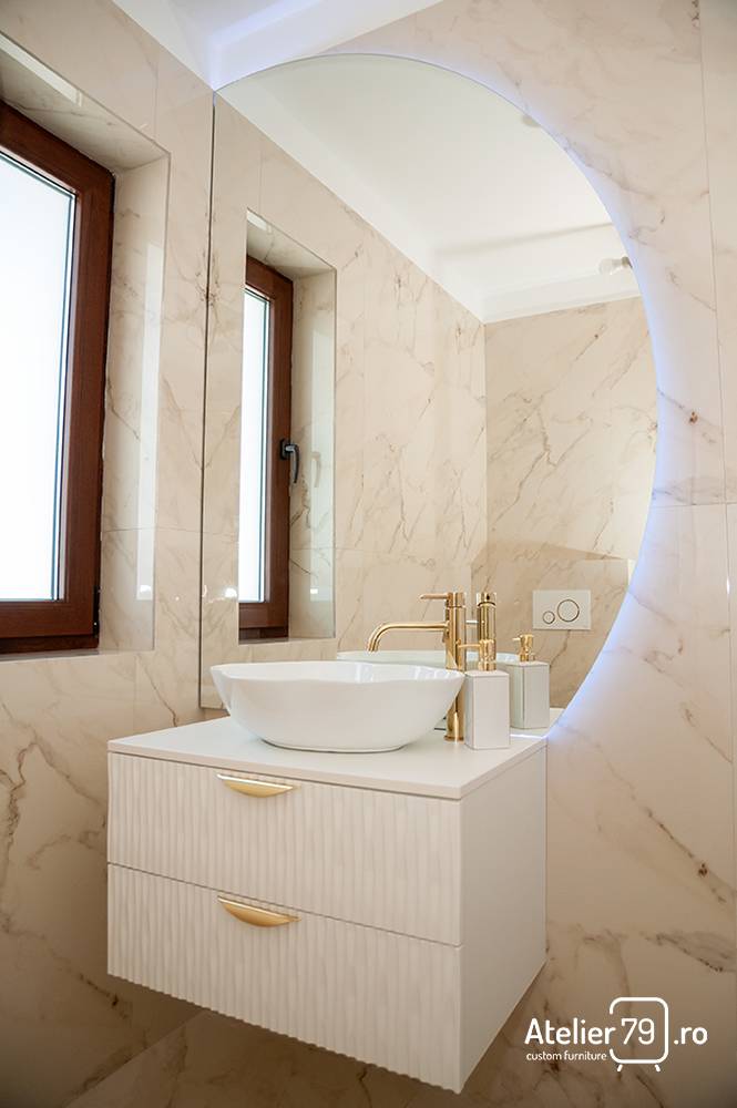 Mobila baie. Masca chiuveta din MDF vopsit.